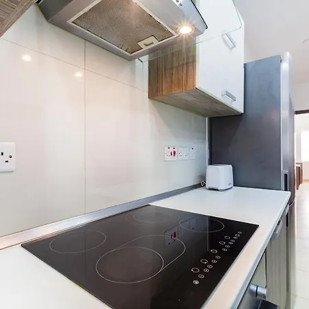Pc3- Centrally Located Apt-Close To University Msida Exterior photo